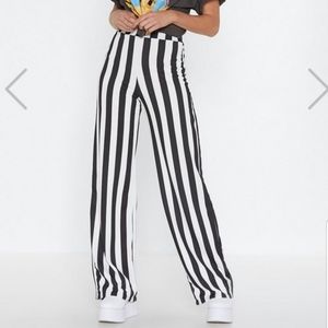 Nasty gal striped pants